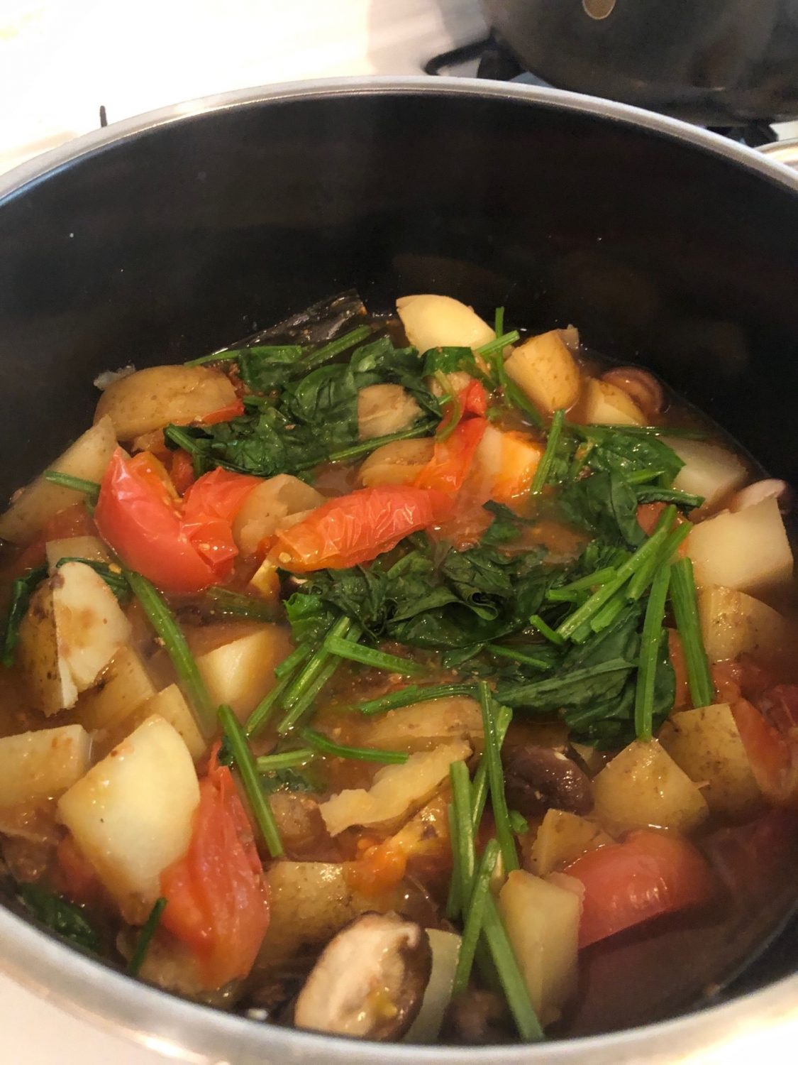 じゃがいもとトマトの味噌煮込み