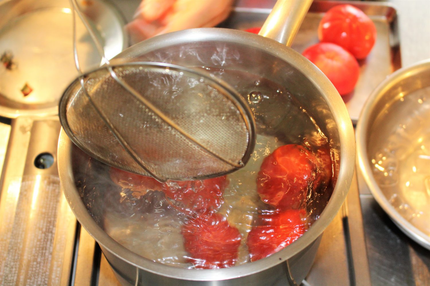 トマト湯剥き1